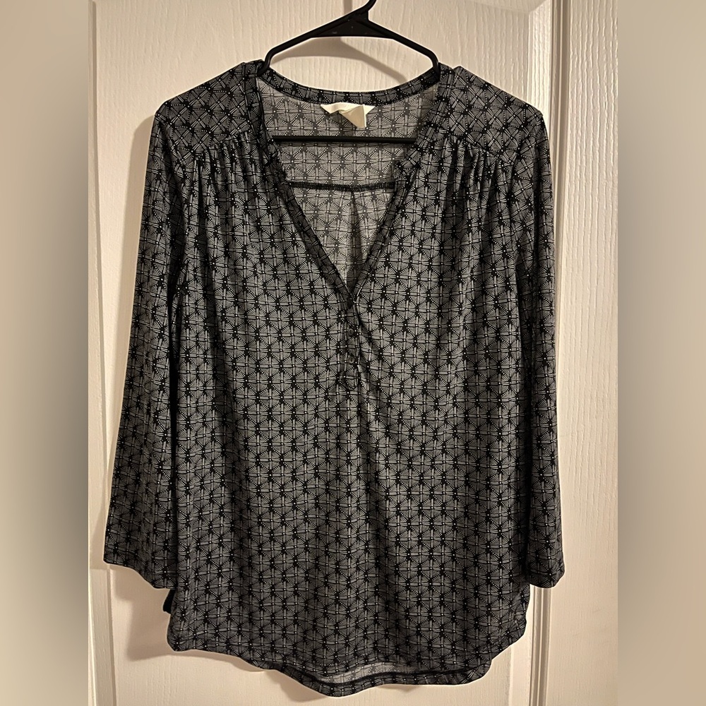 Business Casual shirt. Size M